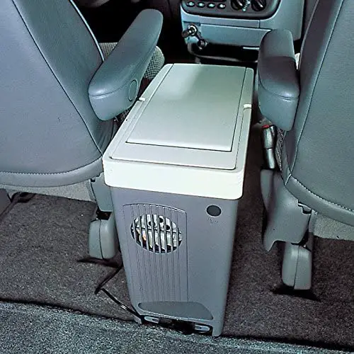 Iceless cooler in a minivan